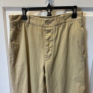 J Crew Men's Classic Khaki Chino Pants - with button fly Neutral Tan   32 x 32
